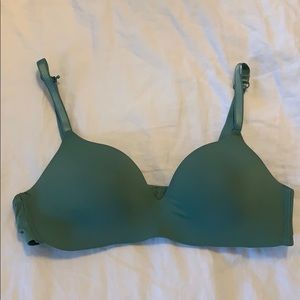 🍂 Green Bra with No Underwire